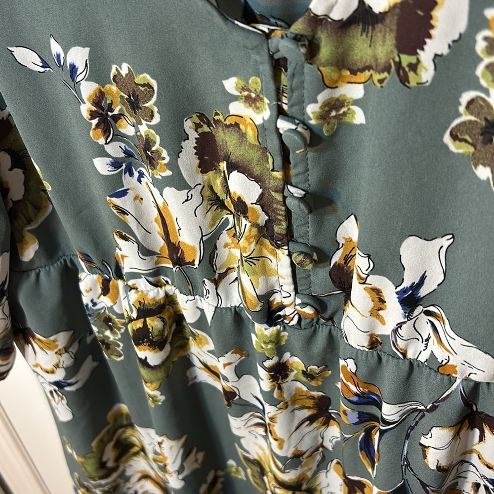 Torrid green floral babydoll top size 3X - Picture 4 of 6